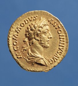 تمثال نصفي Aureus (وجه) من Commodus (180-192) ملفوف ، يمينًا ، يرتدي إكليل الغار. النقش: M ANTONINVS COMMODVS AVG (ذهبي)